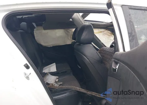 2013 Hyundai Veloster Base W/Black из США, поврежденный, VIN KMHTC6AD7DU111261